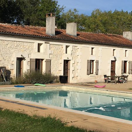 Maison Perigord Vert Piscine Et Spa La Roche-Chalais Exterior foto